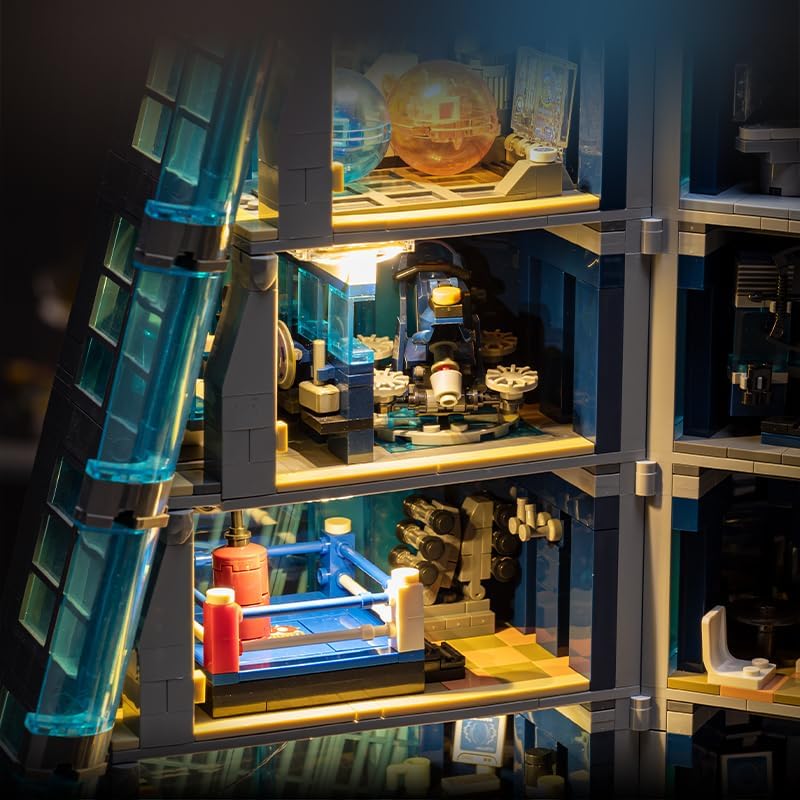 Hero Tower Film Haus Bausteine mit LED-Licht und Box, Architecture Modular Buildings Set für Erwachsene, Technik Klemmbausteine(5883 Teilen)