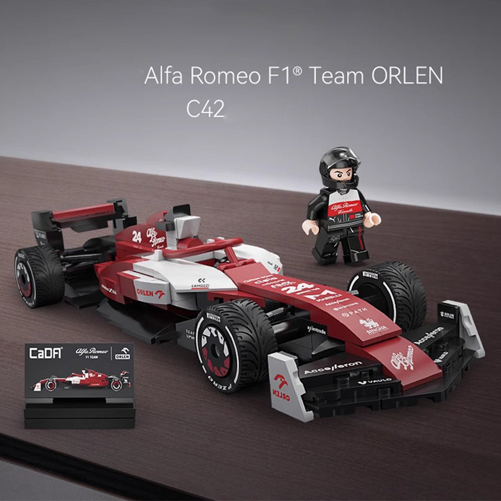 Alfa Romeo F1® Team ORLEN C42, CaDA C55026 MOC Rennauto KIemmbausteine (283 Teile)