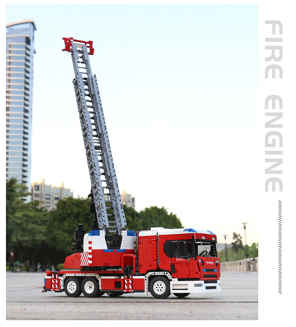 Technik LKW Feuerwehrauto mit Kranarm, 4886 Teile Technik Ferngesteuert Feuerwehr LKW mit 8 Motoren Modellbau Set Kompatibel mit Lego Technik